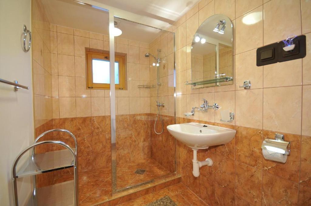 E&Z Eva Hruba Rekreacny Dom Hotel Bystra Luaran gambar